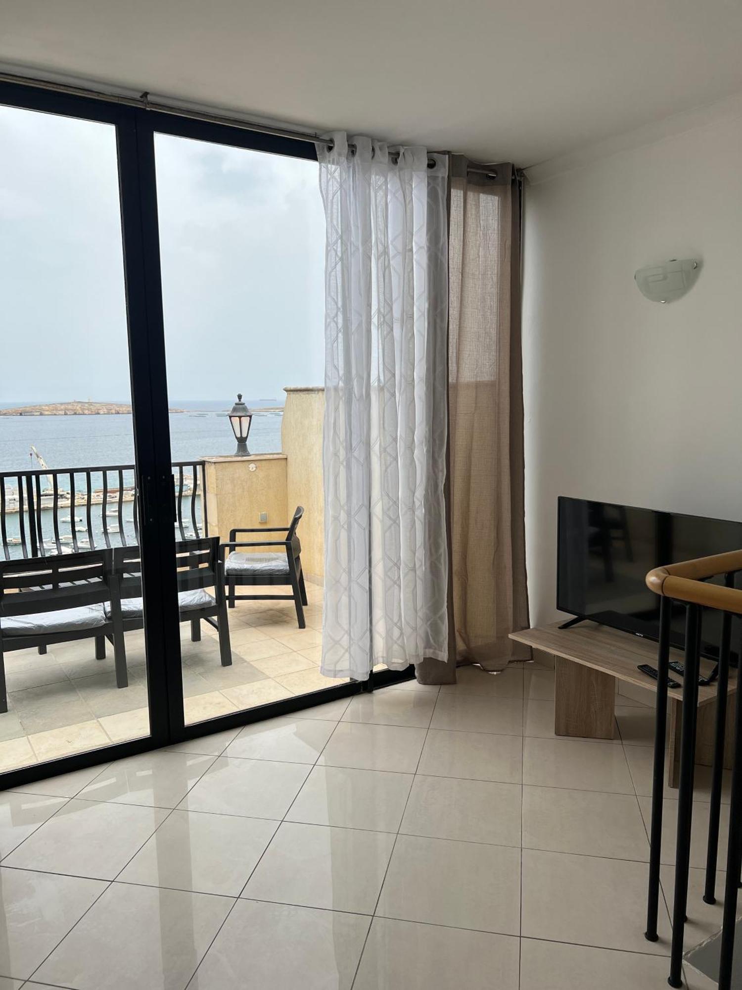 Ferienwohnung Sea View Penthouse St. Paul's Bay Exterior foto